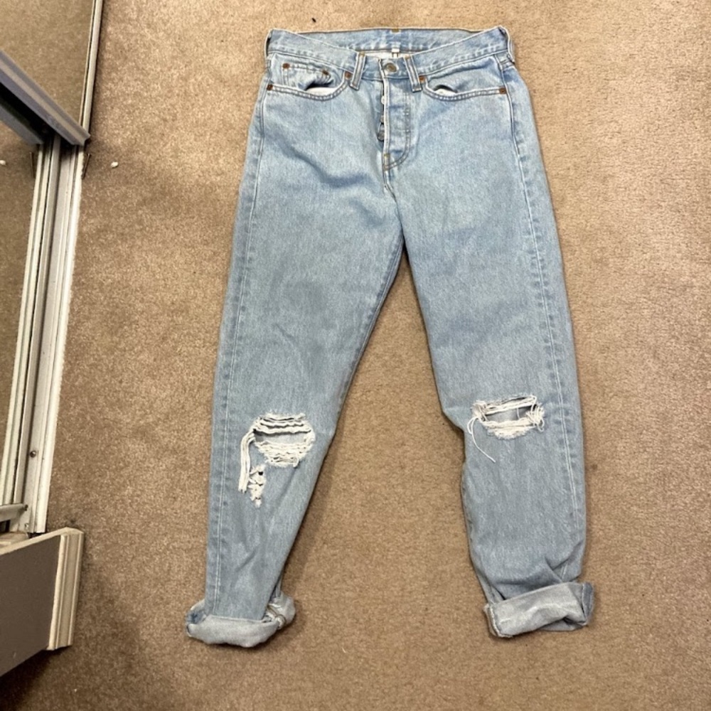 Levi jeans